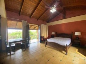 Apartamento en Alquiler en  Escazú, San José