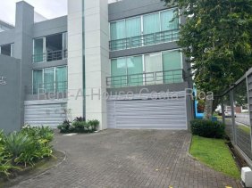 Apartamento en Venta en  Escazú, San José