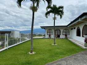 Casa en Alquiler en  Escazú, San José