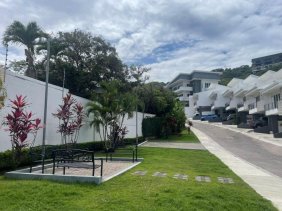 Casa en Alquiler en  Santa Ana, San José