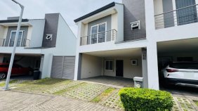 Casa en Venta en  Escazú, San José