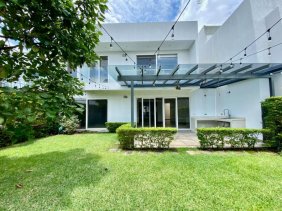 Casa en Venta en  Escazú, San José