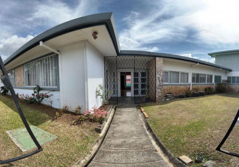 Venta de Casa en Montes de Oca, San José. 
