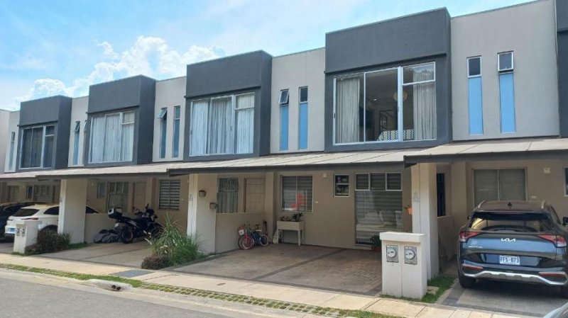 Venta de Casa en Curridabat, San José. RAH 25-1765