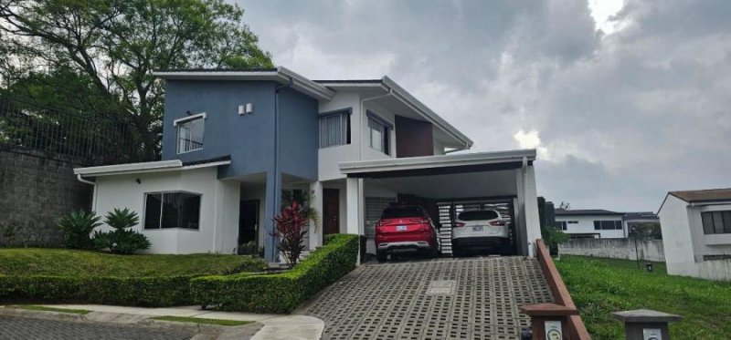 Venta de Casa con amplia zona verde en Alajuela, Río Segundo.  