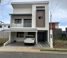 Casa en Venta en  La Unión, Cartago
