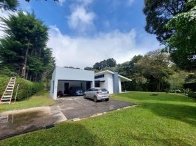 Casa en Venta en  Angeles, Heredia