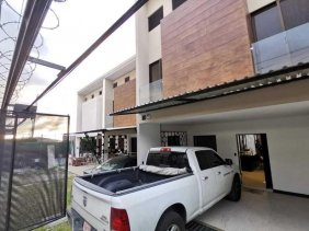 Casa en Venta en  Moravia, San José