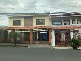 Casa en Venta en  Aserrí, San José