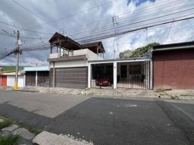 Casa en Venta en  Desamparados, San José