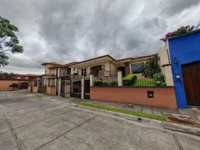 Casa en Venta en  Mata de Platano, San José