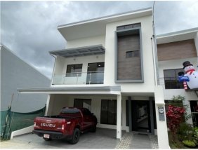 Casa en Venta en  Tres Ríos, Cartago