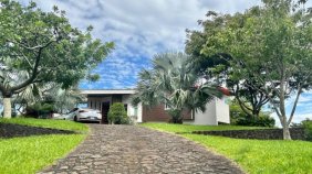 Casa en Venta en  Guácima, Alajuela
