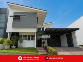 Casa en Venta en San Rafael Montes de Oca, San José