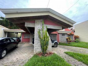 Casa en Venta en San Rafael Escazú, San José