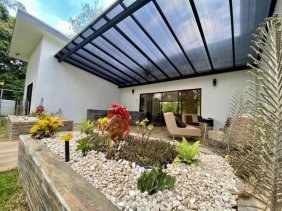 Casa en Venta en  Guácima, Alajuela