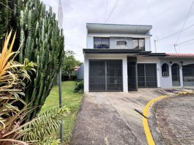 Casa en Venta en  Mercedes, Heredia