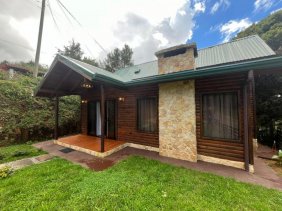 Casa en Venta en El Jardín Dota, San José