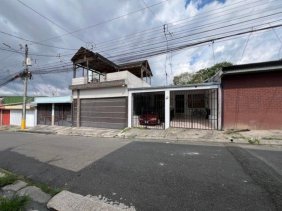 Casa en Venta en  Desamparados, San José