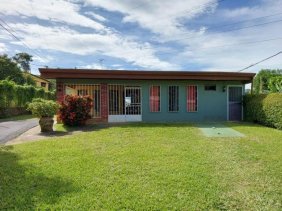 Venta de Casa + APTO en La Guácima de Alajuela. RAH 26-1258