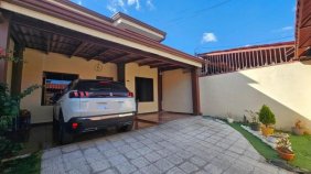 Casa en Venta en  Mata de Platano, San José
