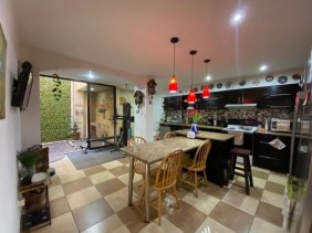 Casa en Venta en  San Antonio, Heredia