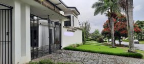 Casa en Venta en Escazu Escazú, San José