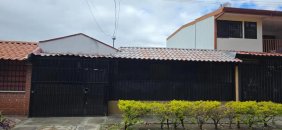 Venta de casa de una planta en Cuatro Reinas, Tibás