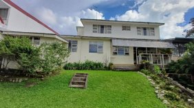 Se vende casa con patio en Montes de Oca San José 26-238