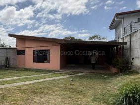 Casa en Venta en San jose de la montaña Barva, Heredia