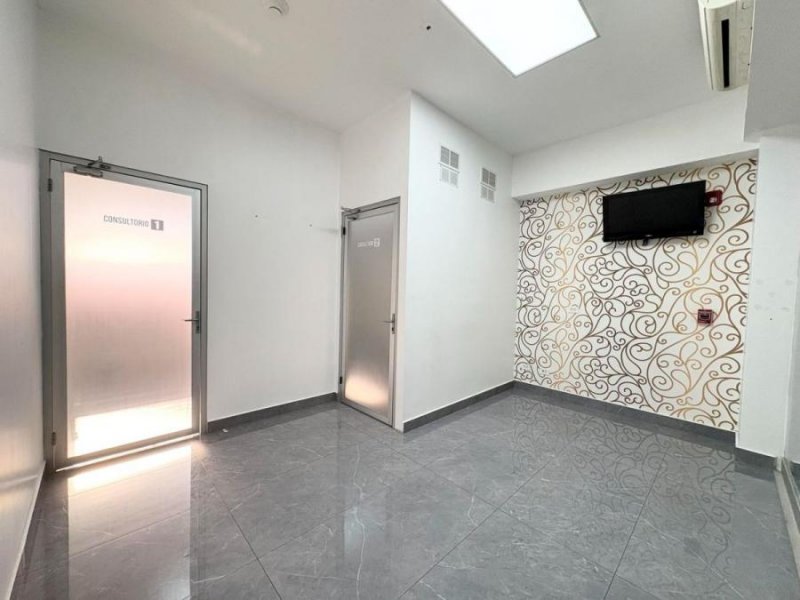 Alquiler de Local Comercial en Santa Ana, San José. RAH 25-1742