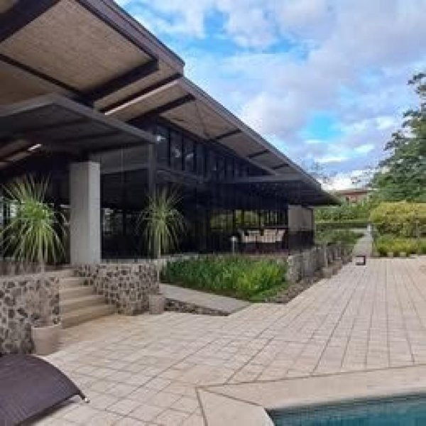 (C.A.N) VENTA DE LOTE EN EXCLUSIVO CONDOMINIO ESPAVEL LA GUÁCIMA.