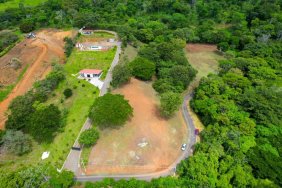 Terreno en Venta en San Isidro Atenas, Alajuela