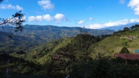 SE VENDE LOTE CON VISTA PANORÁMICA Y ATARDECERES ESPECTACULARES EN CARTAGO