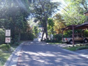 Se vende lote esquinero en Mora San José 26-1097