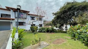 Apartamento en Alquiler en  Escazú, San José