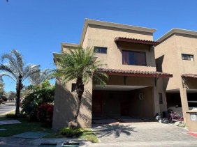 Casa en Alquiler en  Santa Ana, San José