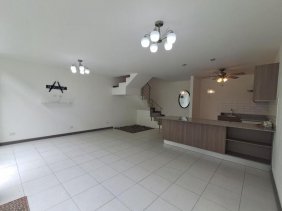 Casa en Alquiler en  Santo Domingo, Heredia