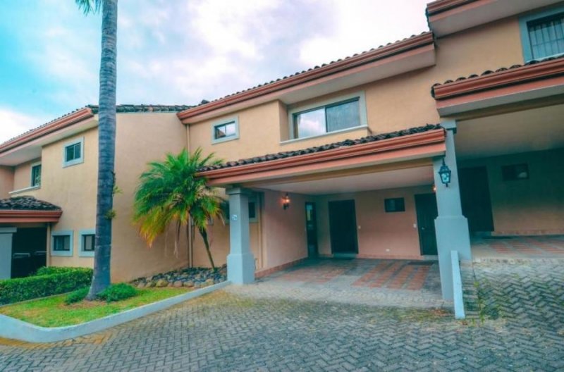 Foto Casa en Alquiler en Escazú, San José - U$D 1.800 - CAA39286 - BienesOnLine