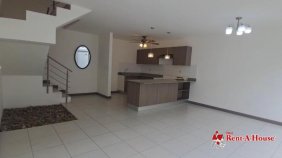 Casa en Alquiler en  Santo Domingo, Heredia