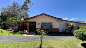 Casa en Alquiler en  Santo Domingo, Heredia