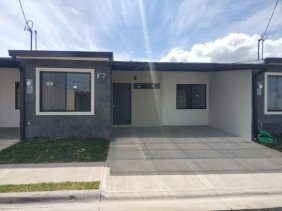 ALQUILER DE CASA NUEVA, SAN JOSE, SANTA ANA, LINDORA, CONDOMINIO ROBLES DE LINDORA.