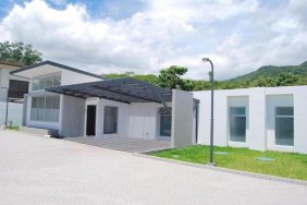 Alquiler de hermosa casa de una sola planta en piedades de Santa Ana 26-1306