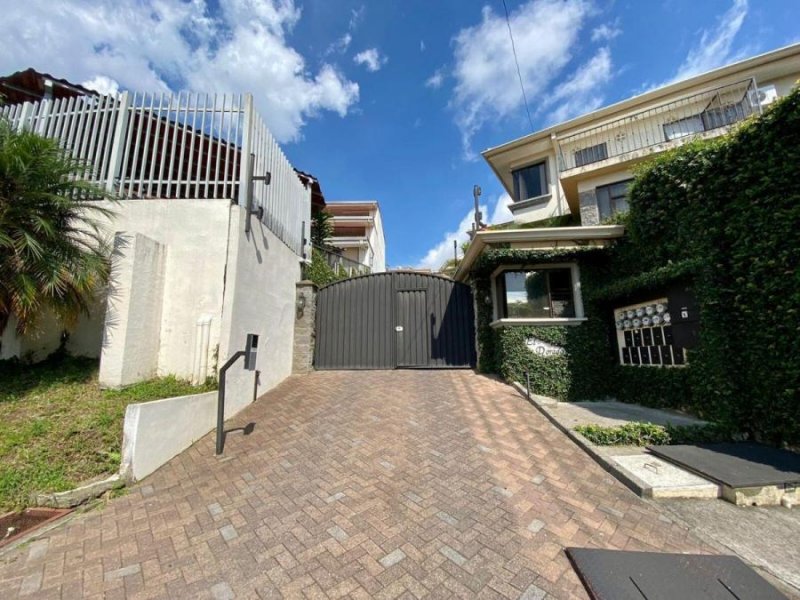 Apartamento en Venta en Pozos, Santa Ana. RAH 25-1789