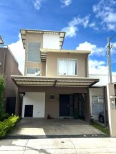 Casa en Venta en El Tejar El Guarco, Cartago