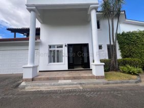 Casa en Venta en Pozos Santa Ana, San José