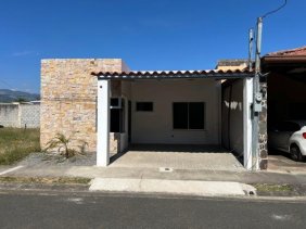 Casa en Venta en Tobosi El Guarco, Cartago