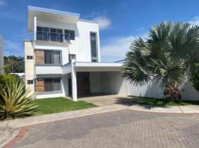 Casa en Venta en  Belén, Heredia