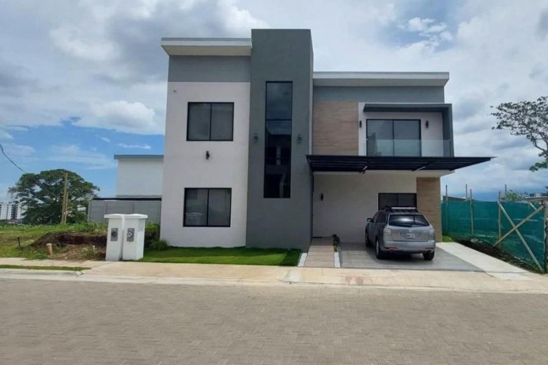 Casa en Venta en  Escazú, San José