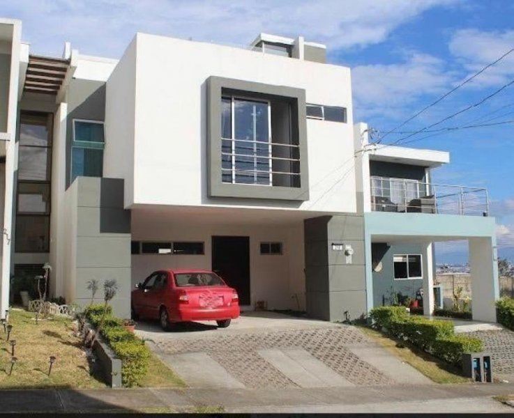 Casa en Venta en  Heredia, Heredia